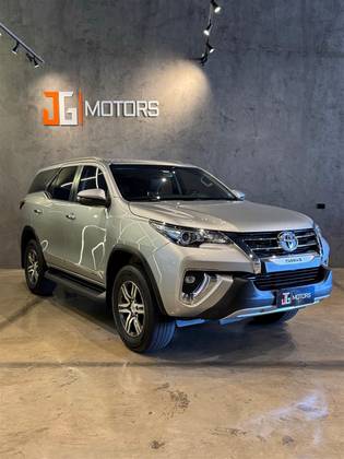 TOYOTA HILUX SW4 2.7 SRV 7 LUGARES 4X2 16V FLEX 4P AUTOMÁTICO
